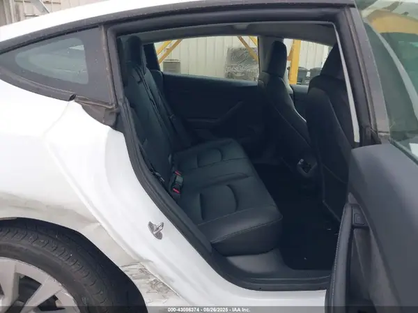 5YJ3E1EA6PF548439 2023 TESLA MODEL 3 - Image 8