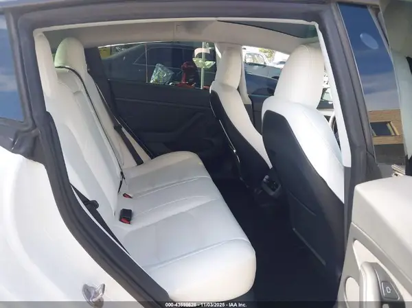 5YJ3E1EA6PF548747 2023 TESLA MODEL 3 - Image 8