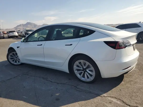 5YJ3E1EA6PF548800 2023 TESLA MODEL 3 - Image 2