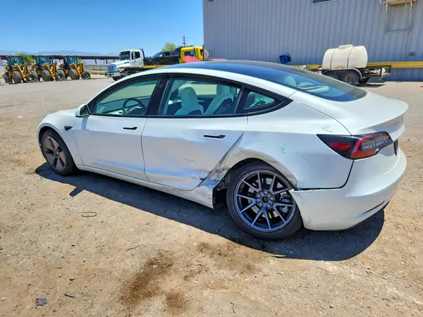 5YJ3E1EA6PF552040 2023 TESLA MODEL 3 - Image 2