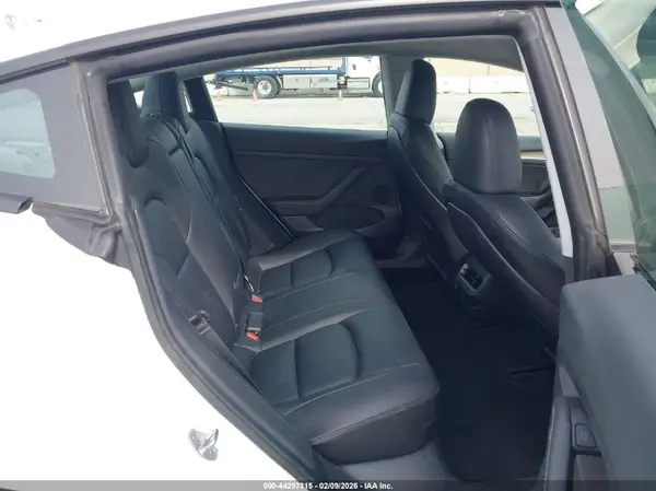 5YJ3E1EA6PF552703 2023 TESLA MODEL 3 - Image 8