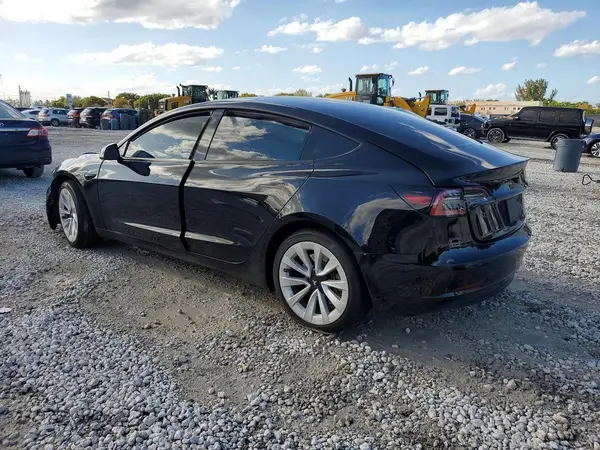 5YJ3E1EA6PF553205 2023 TESLA MODEL 3 - Image 2