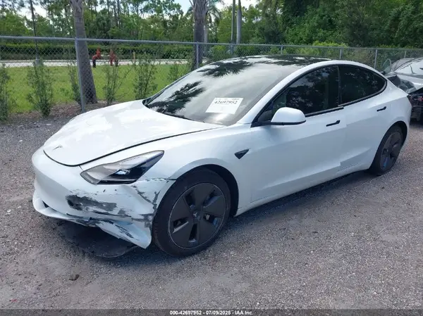 5YJ3E1EA6PF555276 2023 TESLA MODEL 3 - Image 2