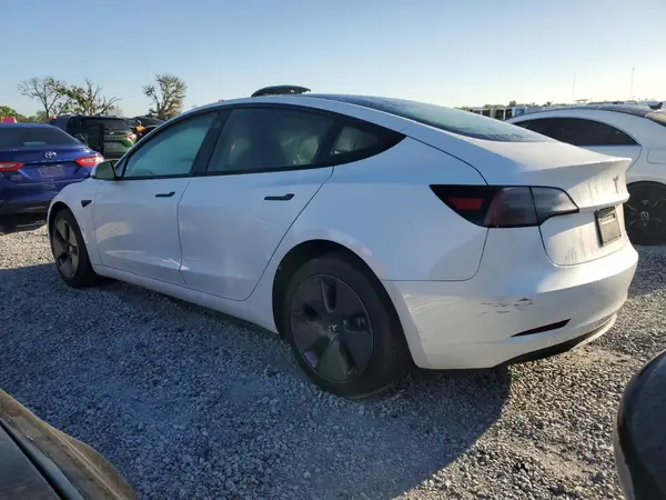 5YJ3E1EA6PF556959 2023 TESLA MODEL 3 - Image 2