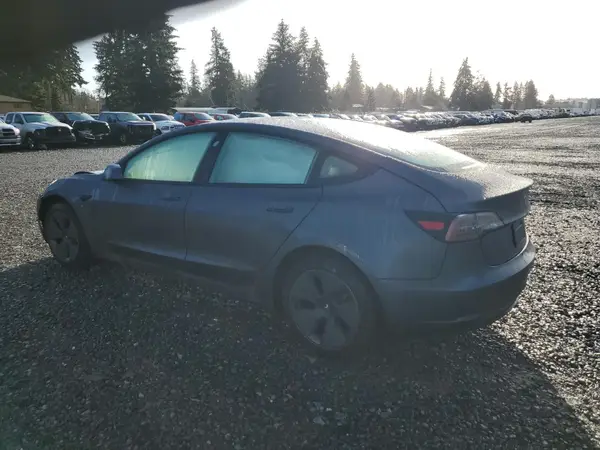 5YJ3E1EA6PF562745 2023 TESLA MODEL 3 - Image 2