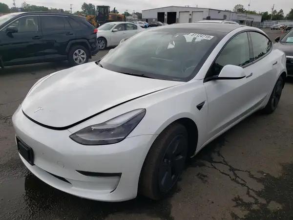 5YJ3E1EA6PF563331 2023 TESLA MODEL 3 - Image 1
