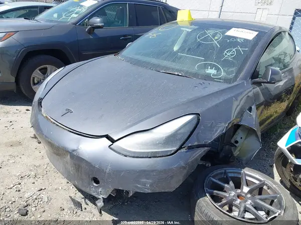5YJ3E1EA6PF563913 2023 TESLA MODEL 3 - Image 2