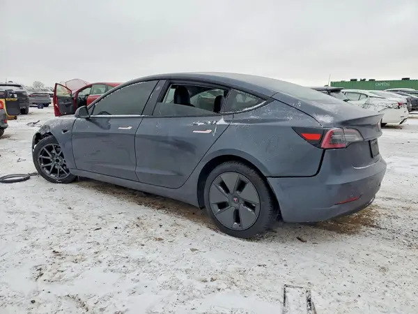 5YJ3E1EA6PF566763 2023 TESLA MODEL 3 - Image 2