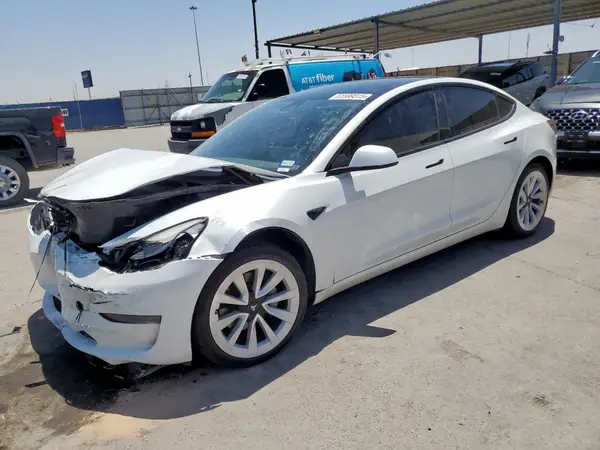 5YJ3E1EA6PF567086 2023 TESLA MODEL 3 - Image 1
