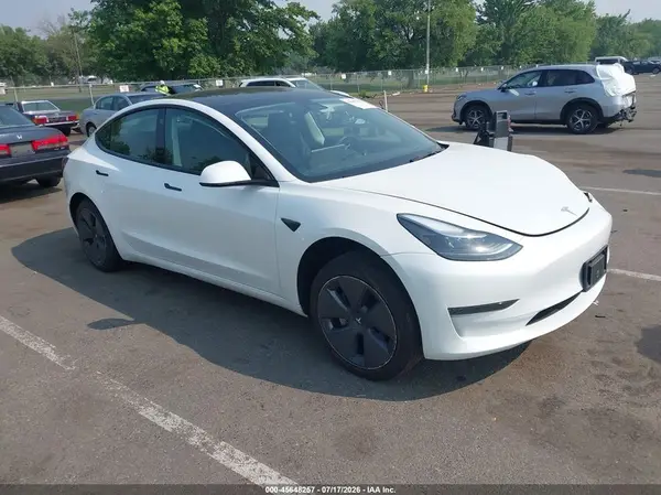 5YJ3E1EA6PF573261 2023 TESLA MODEL 3 - Image 1