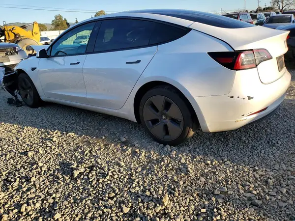 5YJ3E1EA6PF579237 2023 TESLA MODEL 3 - Image 2