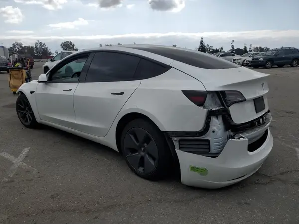 5YJ3E1EA6PF580355 2023 TESLA MODEL 3 - Image 2