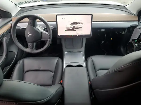 5YJ3E1EA6PF580355 2023 TESLA MODEL 3 - Image 8