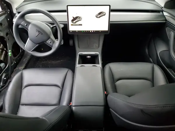 5YJ3E1EA6PF582154 2023 TESLA MODEL 3 - Image 8