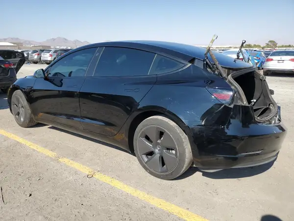 5YJ3E1EA6PF583160 2023 TESLA MODEL 3 - Image 2