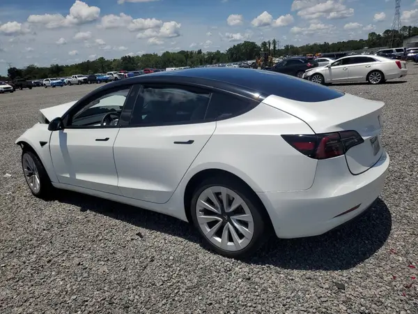 5YJ3E1EA6PF584325 2023 TESLA MODEL 3 - Image 2