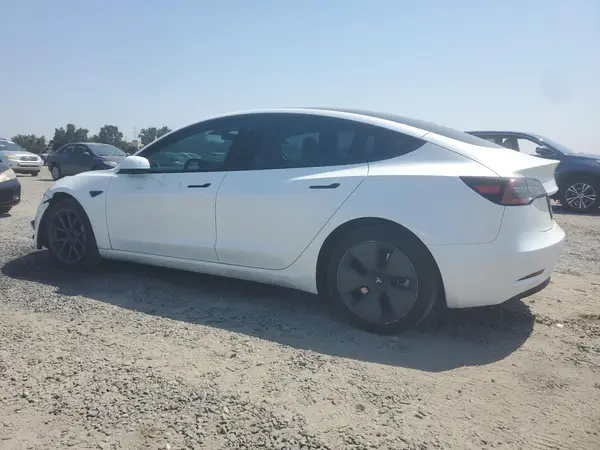 5YJ3E1EA6PF584342 2023 TESLA MODEL 3 - Image 2