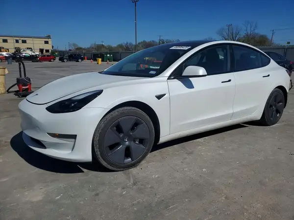 5YJ3E1EA6PF587483 2023 TESLA MODEL 3 - Image 1