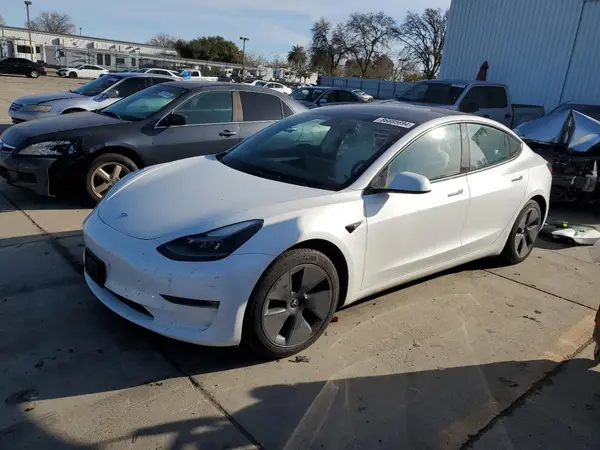 5YJ3E1EA6PF588195 2023 TESLA MODEL 3 - Image 1