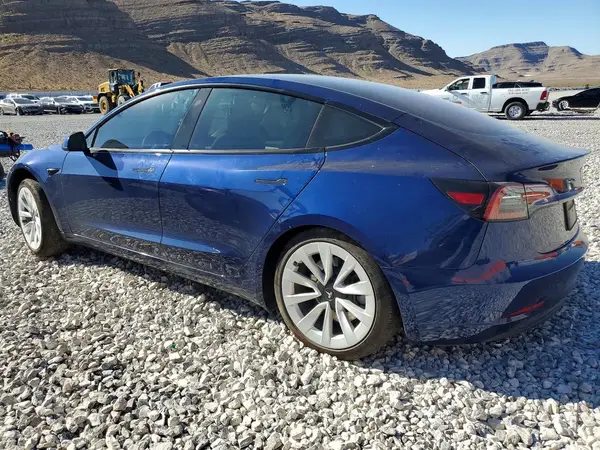 5YJ3E1EA6PF593672 2023 TESLA MODEL 3 - Image 2