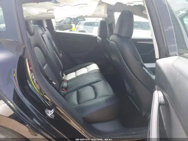 5YJ3E1EA6PF599262 2023 TESLA MODEL 3 - Image 8