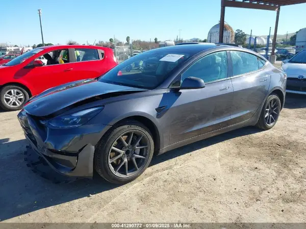 5YJ3E1EA6PF601124 2023 TESLA MODEL 3 - Image 2