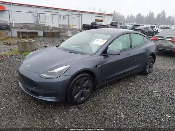 5YJ3E1EA6PF602578 2023 TESLA MODEL 3 - Image 2