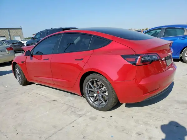 5YJ3E1EA6PF606128 2023 TESLA MODEL 3 - Image 2