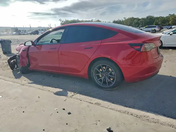 5YJ3E1EA6PF614875 2023 TESLA MODEL 3 - Image 2