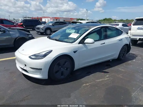5YJ3E1EA6PF618134 2023 TESLA MODEL 3 - Image 2