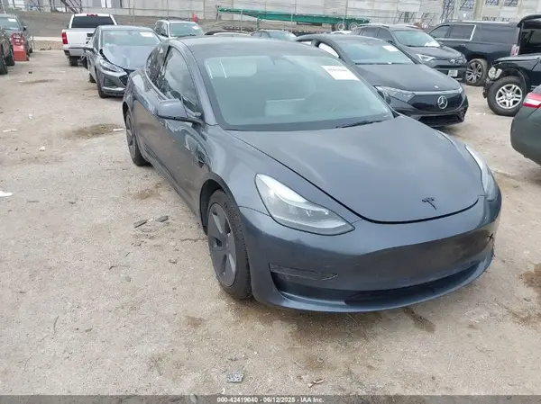 5YJ3E1EA6PF618263 2023 TESLA MODEL 3 - Image 1