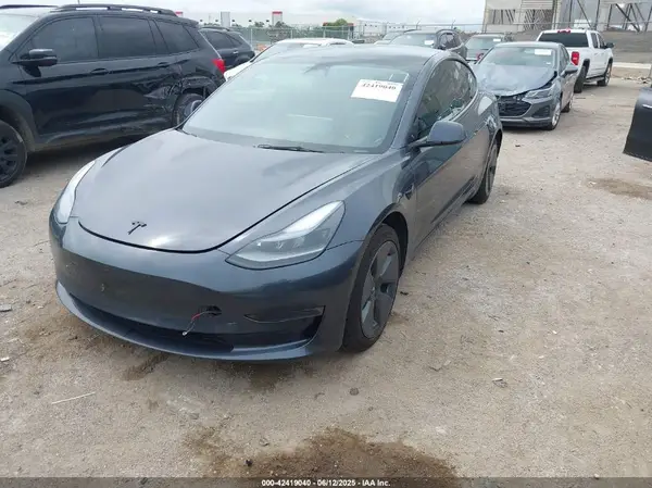 5YJ3E1EA6PF618263 2023 TESLA MODEL 3 - Image 2