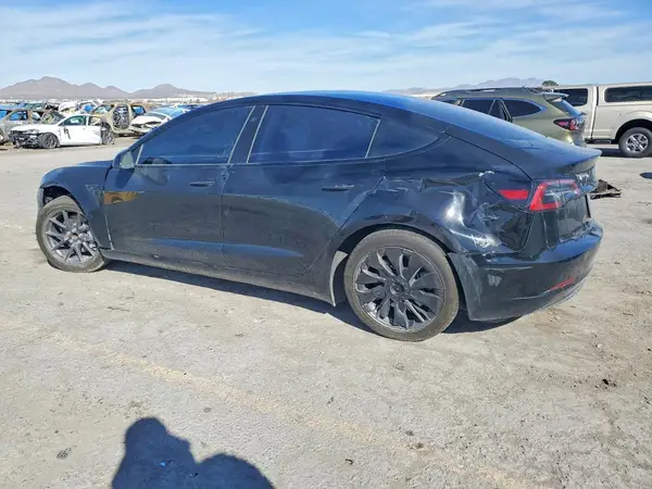 5YJ3E1EA6PF624015 2023 TESLA MODEL 3 - Image 2