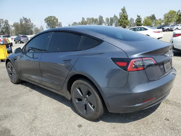 5YJ3E1EA6PF624872 2023 TESLA MODEL 3 - Image 2