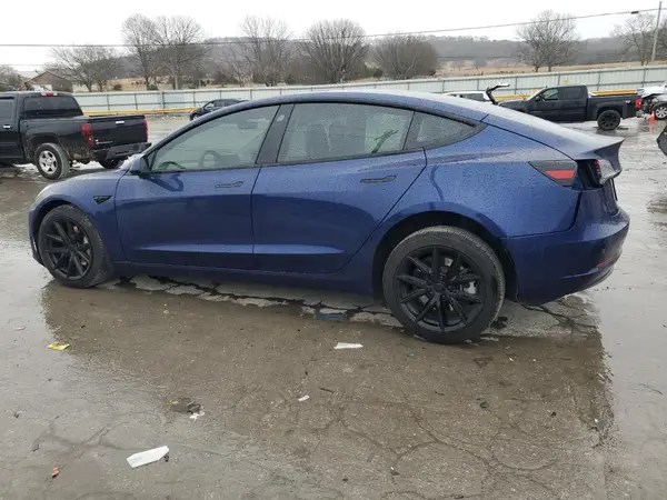 5YJ3E1EA6PF640473 2023 TESLA MODEL 3 - Image 2