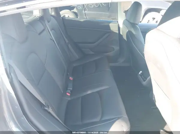 5YJ3E1EA6PF641705 2023 TESLA MODEL 3 - Image 8