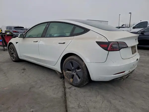 5YJ3E1EA6PF644071 2023 TESLA MODEL 3 - Image 2