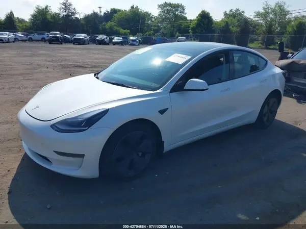 5YJ3E1EA6PF644958 2023 TESLA MODEL 3 - Image 2