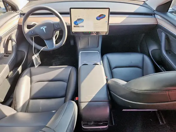 5YJ3E1EA6PF648413 2023 TESLA MODEL 3 - Image 8