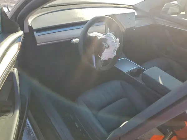5YJ3E1EA6PF649755 2023 TESLA MODEL 3 - Image 8