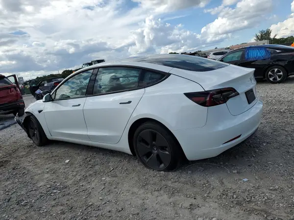 5YJ3E1EA6PF649884 2023 TESLA MODEL 3 - Image 2