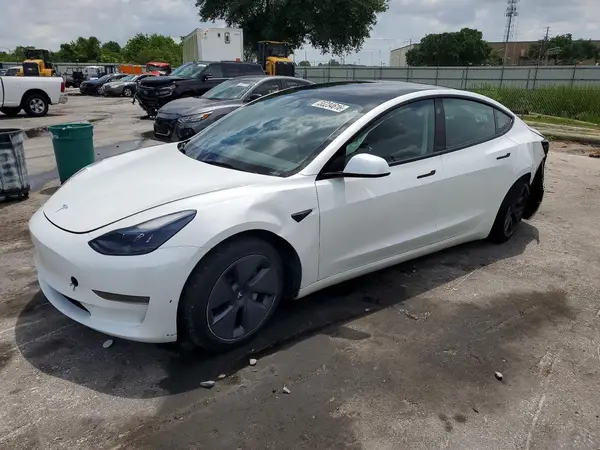 5YJ3E1EA6PF656060 2023 TESLA MODEL 3 - Image 1