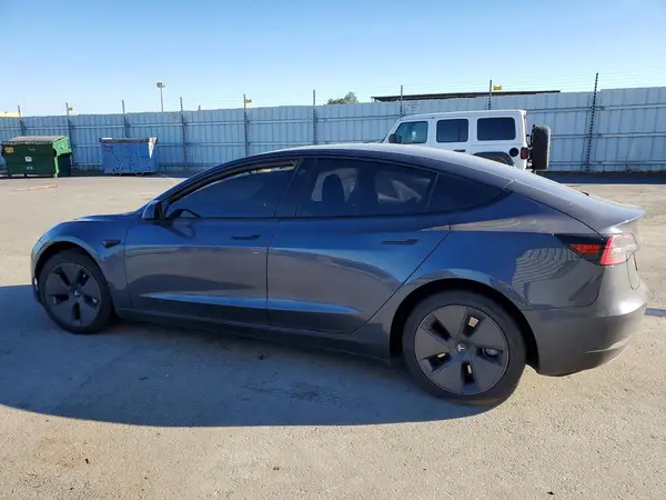 5YJ3E1EA6PF657189 2023 TESLA MODEL 3 - Image 2
