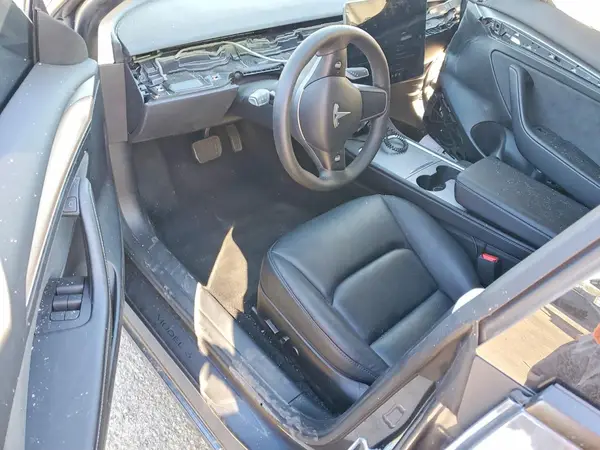 5YJ3E1EA6PF657189 2023 TESLA MODEL 3 - Image 8