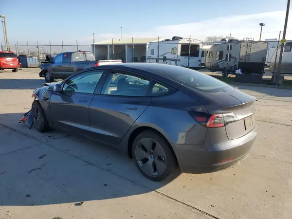 5YJ3E1EA6PF658634 2023 TESLA MODEL 3 - Image 2