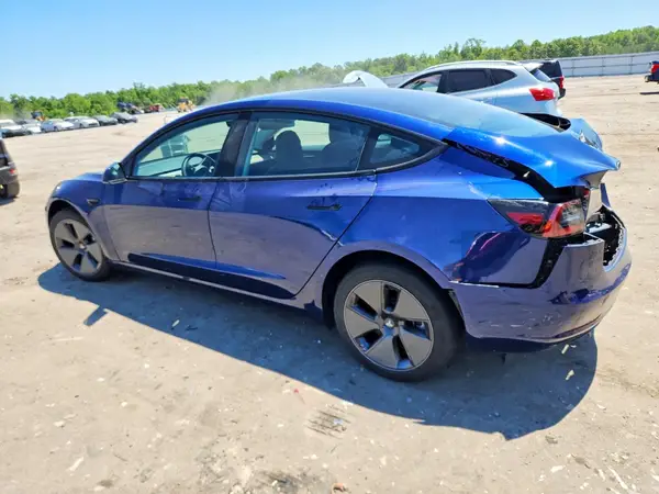 5YJ3E1EA6PF658651 2023 TESLA MODEL 3 - Image 2
