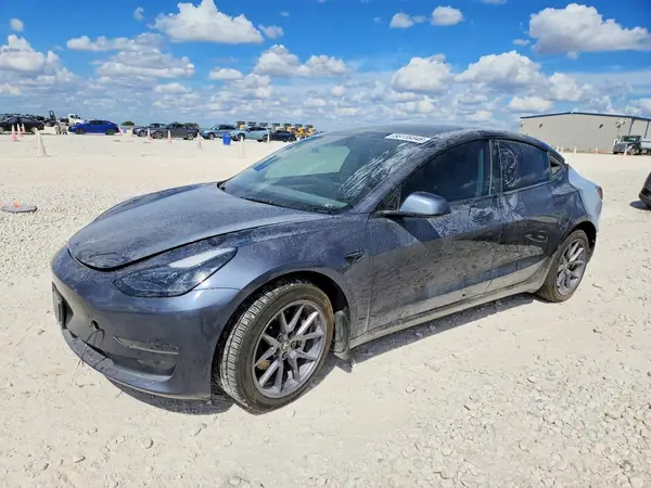 5YJ3E1EA6PF659587 2023 TESLA MODEL 3 - Image 1