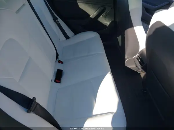 5YJ3E1EA6PF664269 2023 TESLA MODEL 3 - Image 8