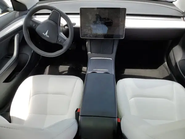 5YJ3E1EA6PF664854 2023 TESLA MODEL 3 - Image 8