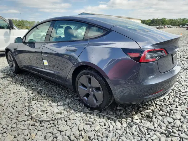 5YJ3E1EA6PF665020 2023 TESLA MODEL 3 - Image 2